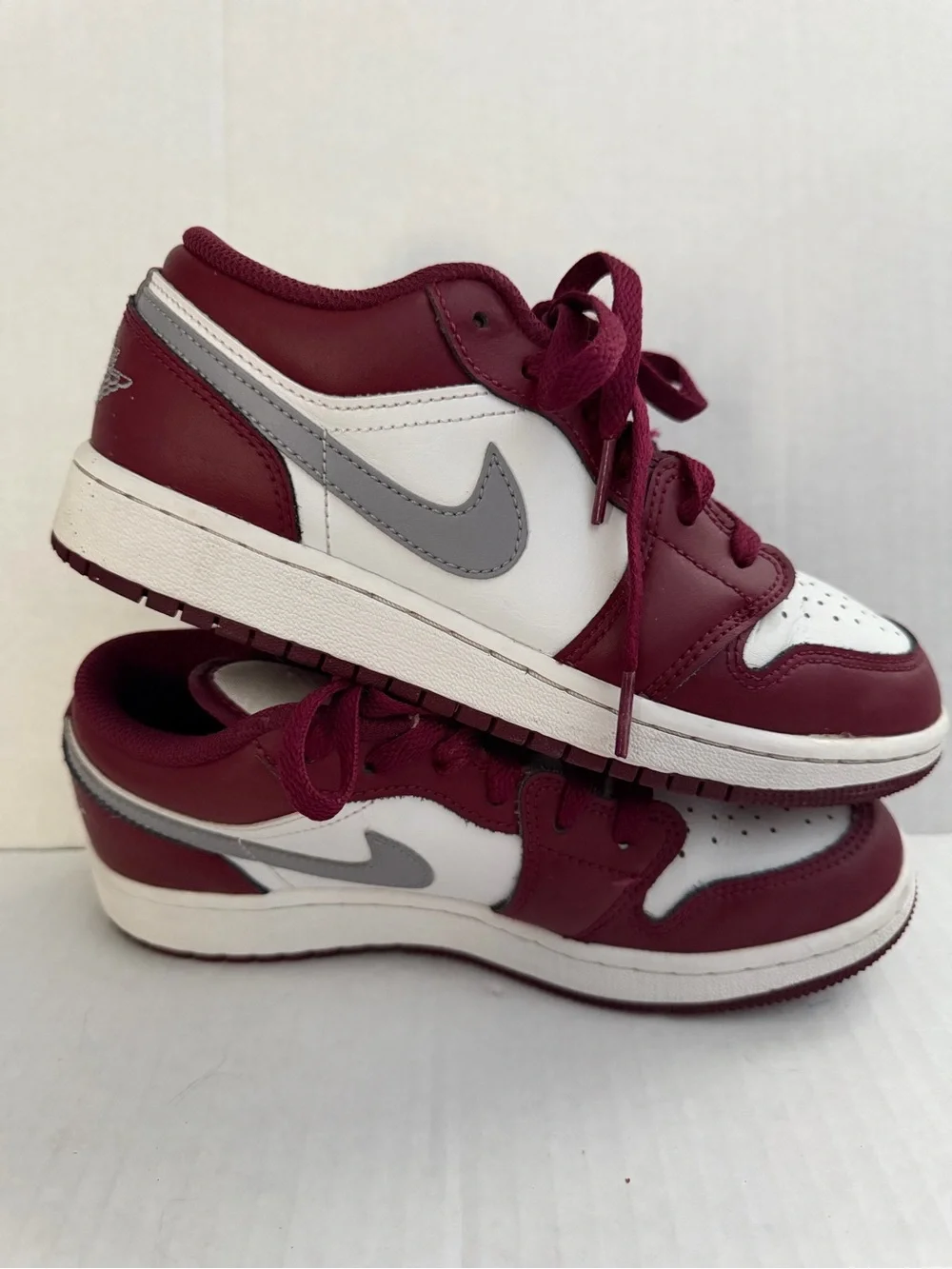 Nike kids low